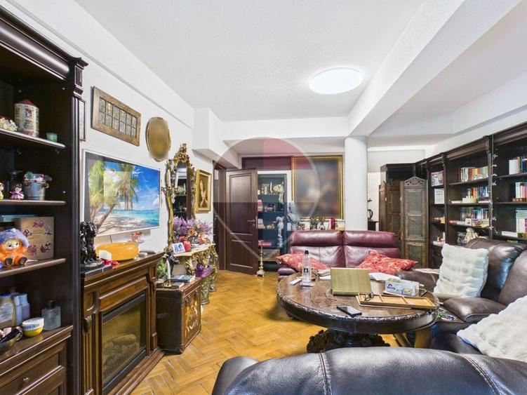 Proprietate unică formată din doua apartamente vila B-dul Primaverii - 3