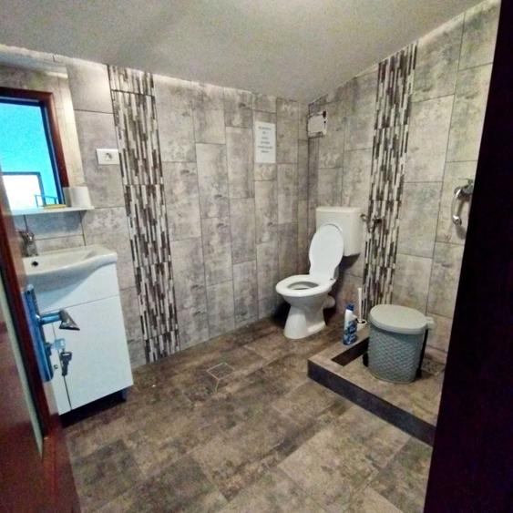 Spațiu comercial, de 180 mp, în Colentina