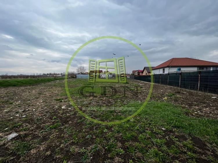 Teren Construcții intravilan de 1900 mp, în Terezian