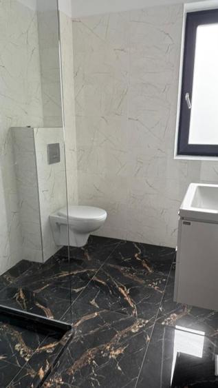 Apartament cu 2 camere decomandat în Rediu