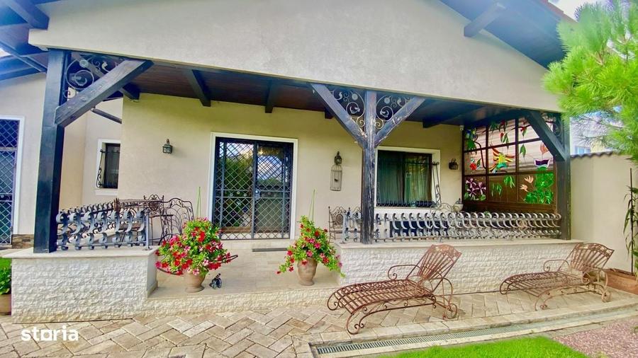 Casă cu 4 camere cu Teren 481 Mp în Sânmartin