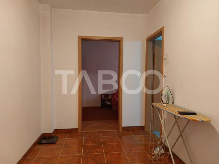 Apartament cu 2 camere decomandat, mobilat în Mihai Viteazul