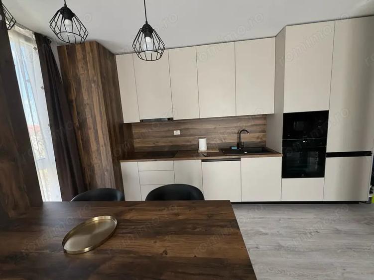 Apartament cu 2 camere semidecomandat în Take Ionescu