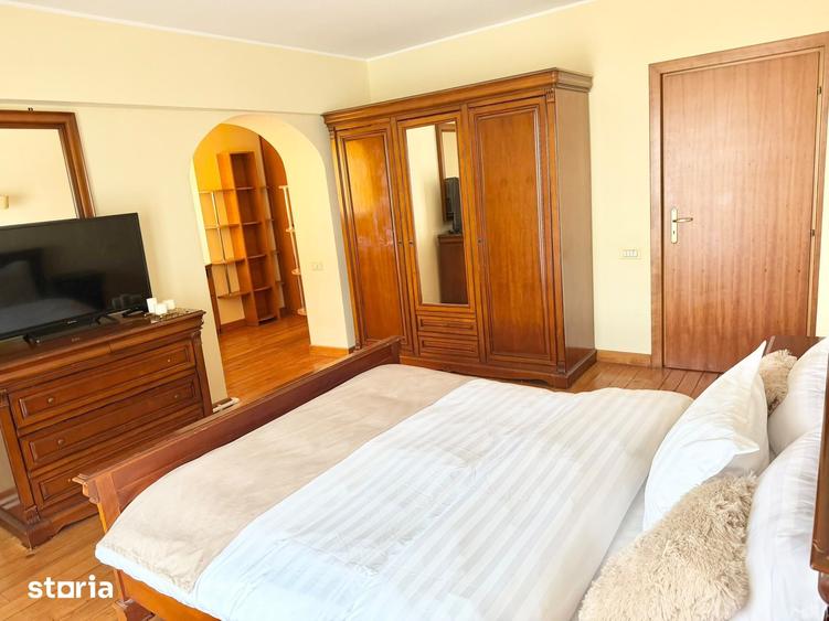Apartament cu 4 camere în Centrul Civic