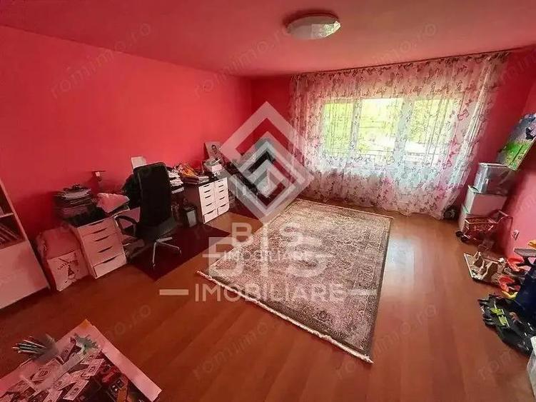 Casa spatioasa pe 3 nivele - Sigmir - 6