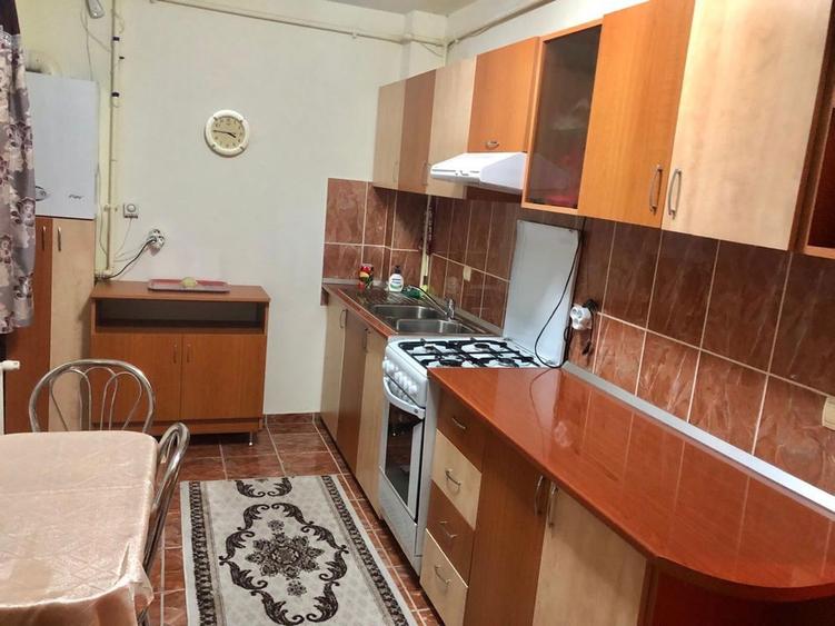 Apartament cu o camera de inchiriat. - 3