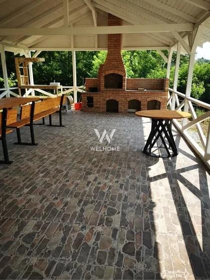 Teren cu cabane A-Frame și priveliște către Munții Făgăraș - 7