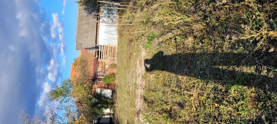 Casa De Vanzare!!! - 2