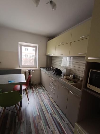 Apartament 3 camere, de vânzare, Grigorescu, str. A. Vlahuță, etaj 2/4 - 1