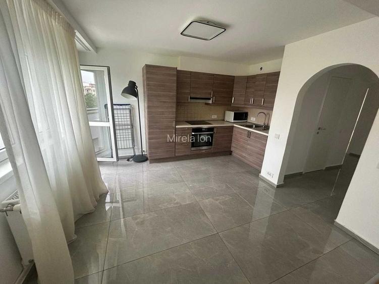 Vanzare Apartament 3 Camere, B-dul Unirii, la Fantani Vanzare Apartament 3 Camere, B-dul Unirii, la Fantani