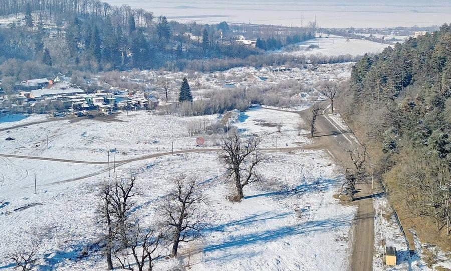 Teren intravilan - 27