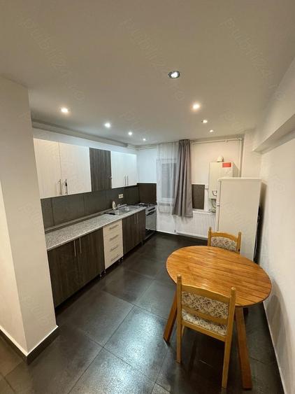 Inchiriez apartament cu 2 camere Bra?ov - 3