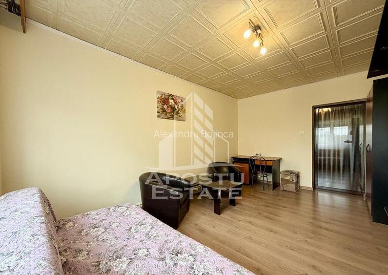 Apartament 3 camere, centrala proprie, Decomandat, Olimpi... Apartament 3 camere, centrala proprie, Decomandat, Olimpi...