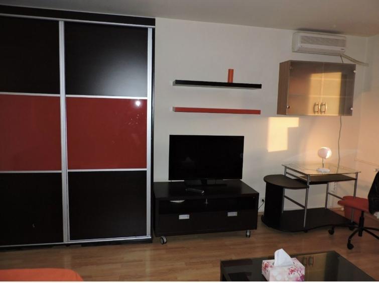 Proprietar vand garsoniera Titan - 4