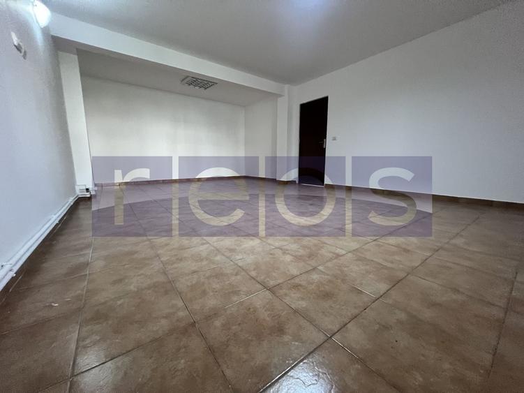 INCHIRIERE VILA | ZONA VITAN | 9 CAMERE - 1