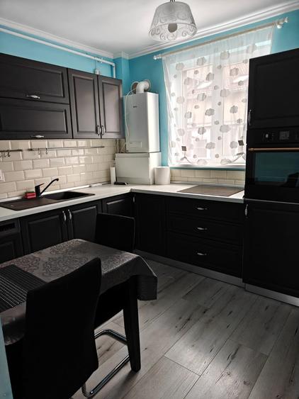 Apartament 3 camere, etaj 2, parcare Floresti - 2