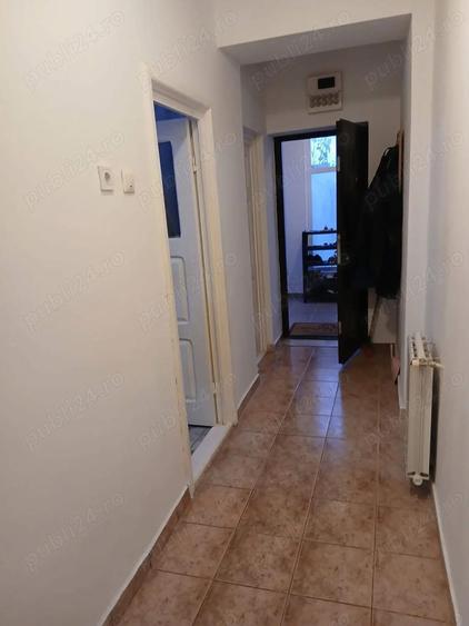 Casa tip duplex P+1, 98 m + curte 120 m, intrari separate ?icleni - 9