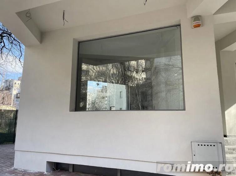 Unirii, S+P+3, suprafata 600 mp - 2