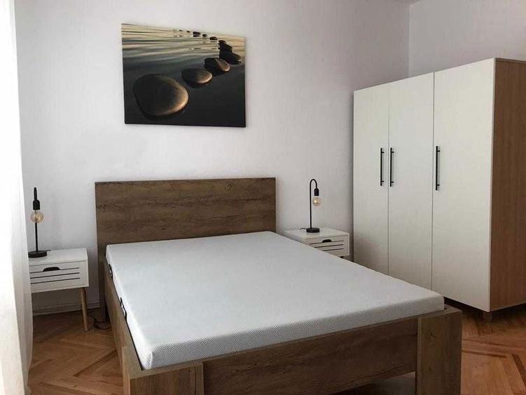 Inchiriez apartament 3 camere SEMICENTRAL - 1