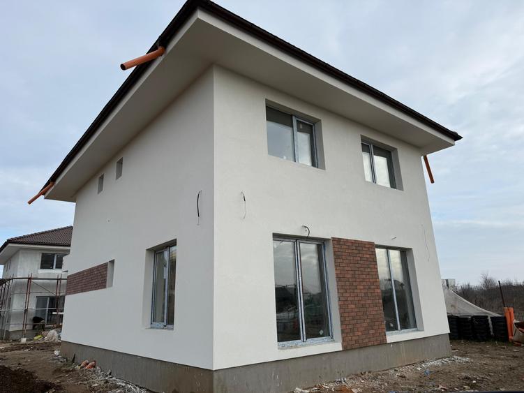 | Acasă începe aici |4 camere|Case individuale în Dragomirești Deal | - 4