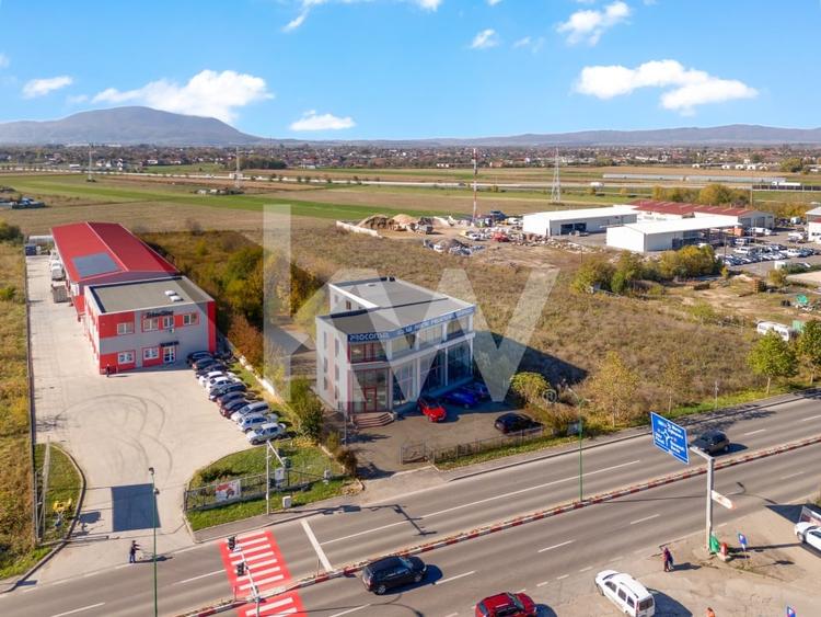 Spatiu comercial - Showroom & Birouri - Calea Feldioarei - DN13 - 2