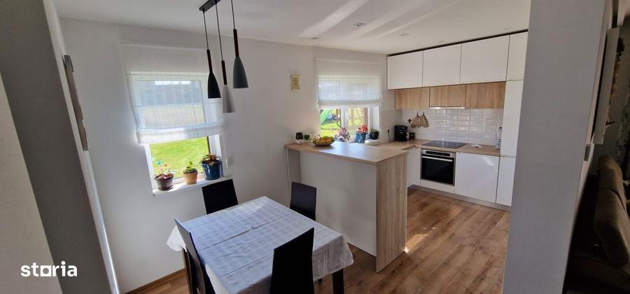 Casa-Satu Nou de Sus, suprafata utila 93.8mp, teren 700mp - 5