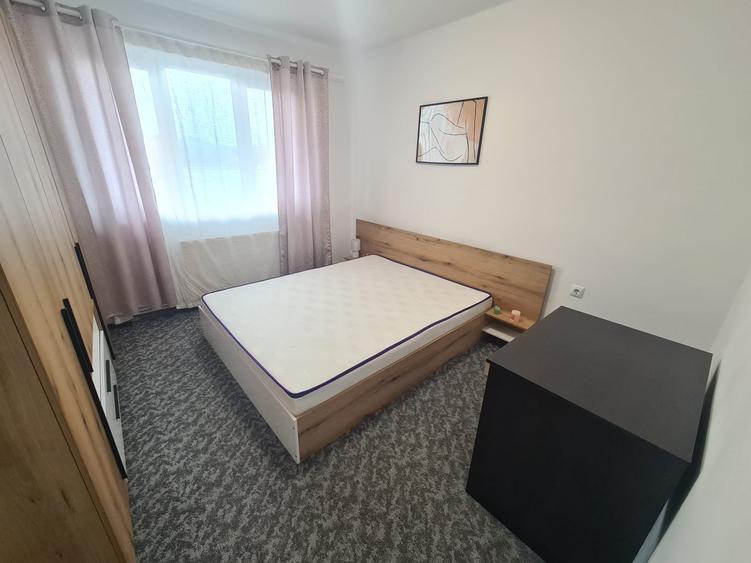 Ap 2 cam in Campina str 1 Mai--300e - 3