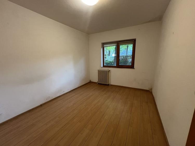 Apartament 4 camere zona Nicolina - 3