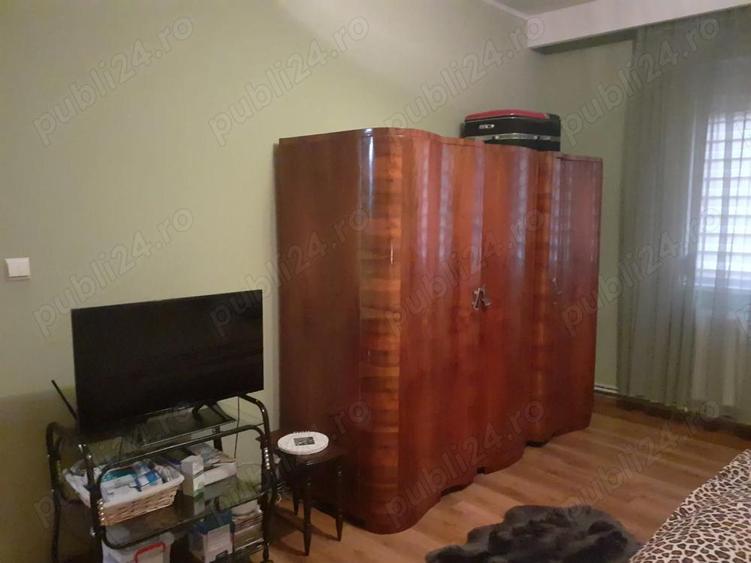 Vanzare Casa din caramida, supr. totala este de 387.mp., supr. const.121mp., str. Garii cu M. Bravu - 14