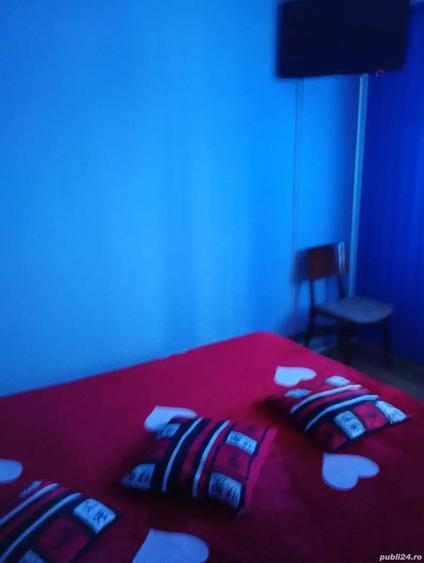 Inchiriez o camera la apartament!! - 3