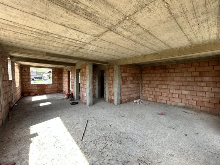 Casa individuala semifinisata 132mp utili plus 60mp terasa si 300 mp teren - 4