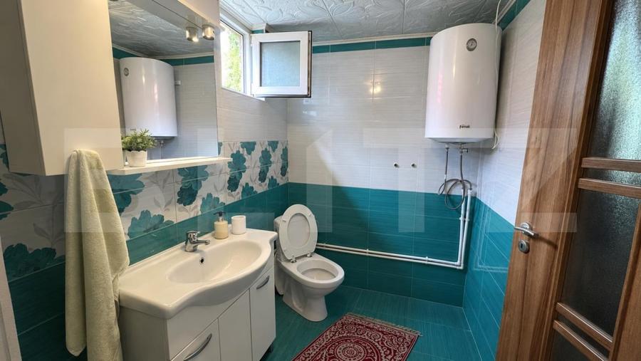 Casă individuală cu 6 camere cu Canalizare în Sibișel (Beriu)