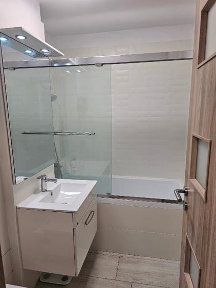 Vând garsonieră bulevardul Basarabia - 5