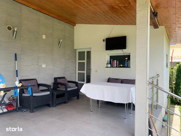Casa de vanzare , Stefanesti (zona Muzeul Golesti) - 2