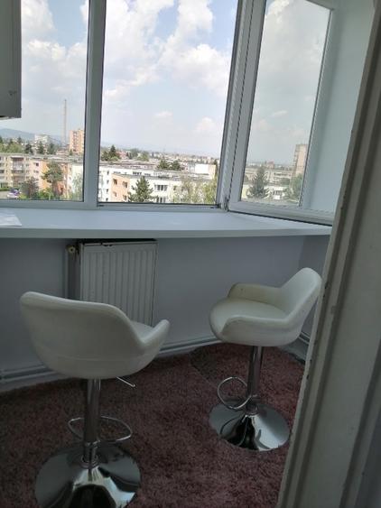 De închiriat garsonieră, - 1