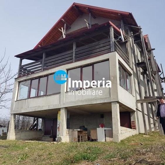 Proprietate deosebita in Bucium,  teren extins si panouri solare - 10