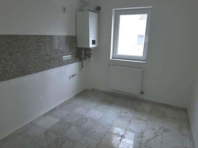Apartament 2 camere 49 mp Bloc NOU Finisat Modern Balcon 2 locuri parcare Sebes - 2