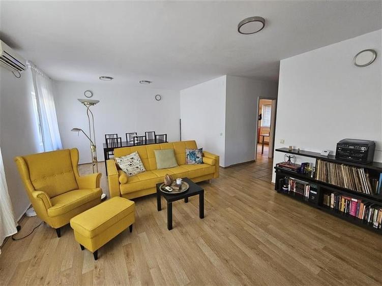 Casuta cu flori si miresme din Pipera situata in ansamblu rezidential securizat, - 7