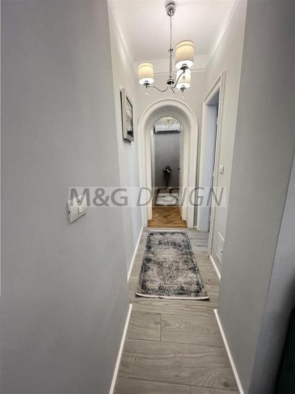 Apartament 112 mp utili ,  LUX  boxa , curte acces auto CENTRAL - 11