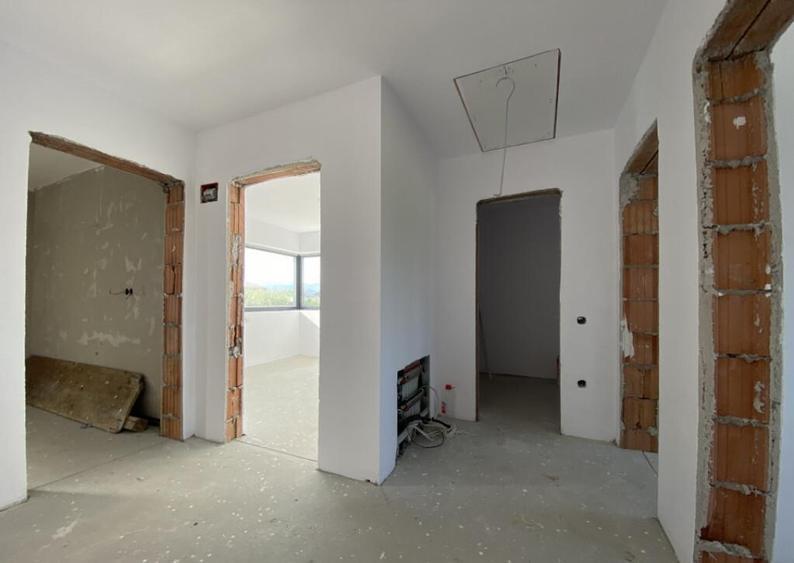 Casa individuala la stadiul de alb Cristian, cartier n - 3