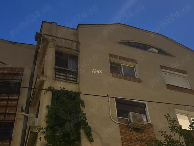 Apartament o camera Apartament o camera