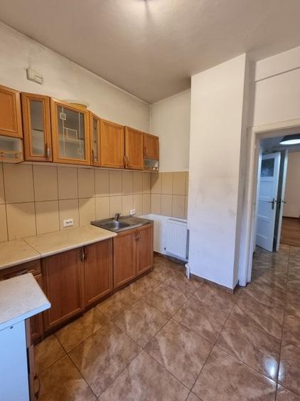 Apartament în vilă - Garaj (26mp) - intrare separată - 16
