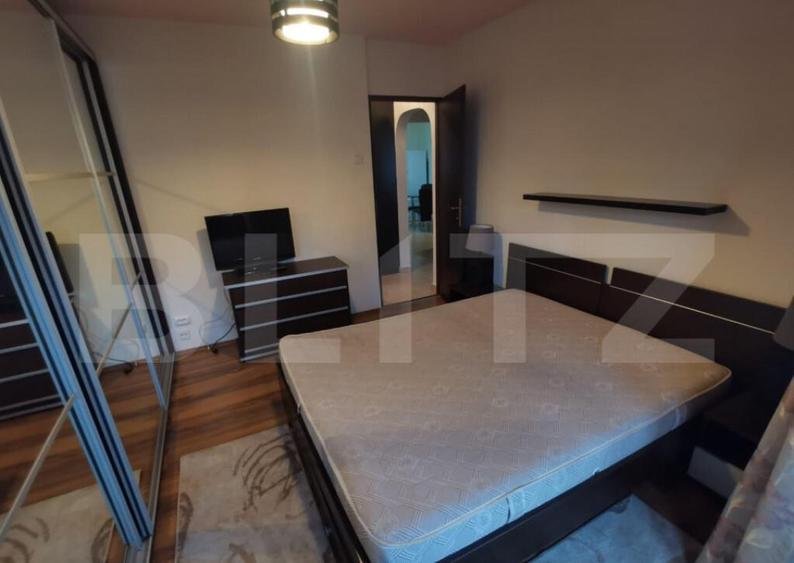Apartament de 3 camere,72 mp, Plopilor - 10