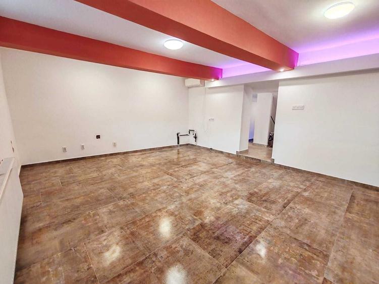 Vand Apartament la demisol cu 2 camere Zona Centrala! - 7