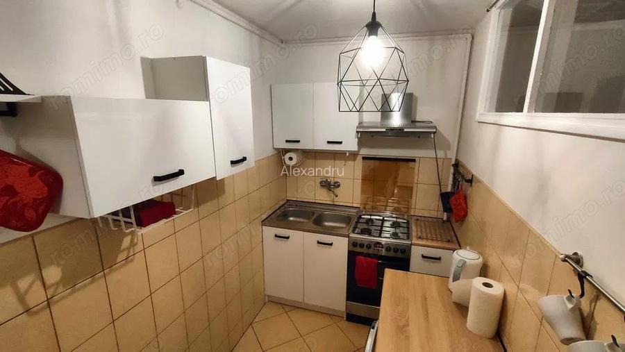 Garsoniera de vanzare in zona Titan