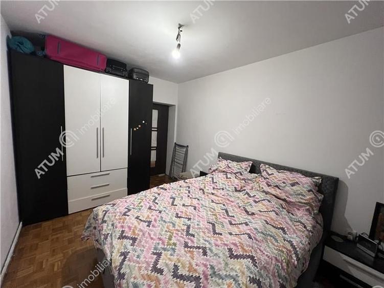 Apartament cu 4 camere 2 bai si balcon etaj 1 zona Rahovei din Sibiu - 3