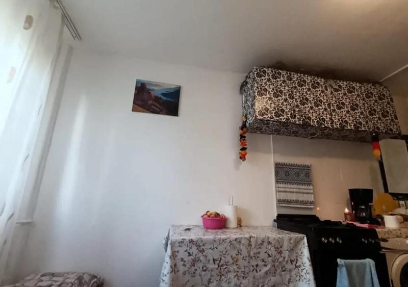 Camera de camin - Podu ros - Mag JAMBO etaj1 - 5