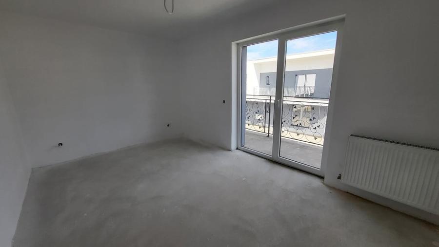 Duplex de vanzare in Rasinari – 4 camere, 2 bai, loc parcare, predare la alb - 5