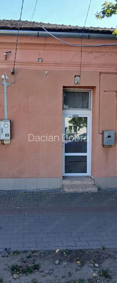 Spa?iu comercial 39 mp