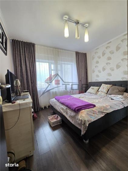 Apartament cu 3 camere decomandat în Mircea cel Bătrân